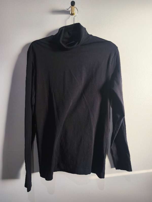 Slim fit turtlenecks