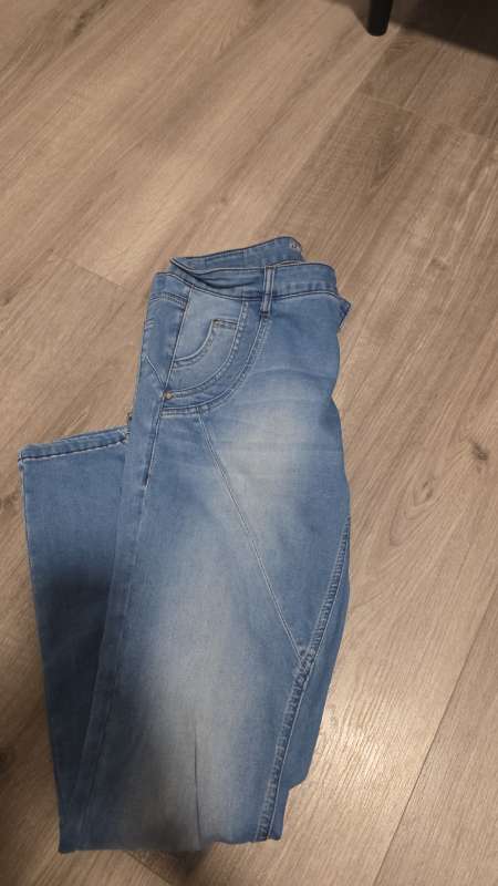 Gallabuxur bláar eyddar