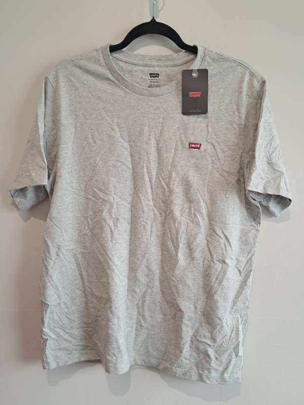 Levis