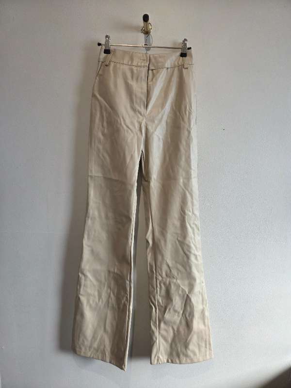 Beige pleður buxur