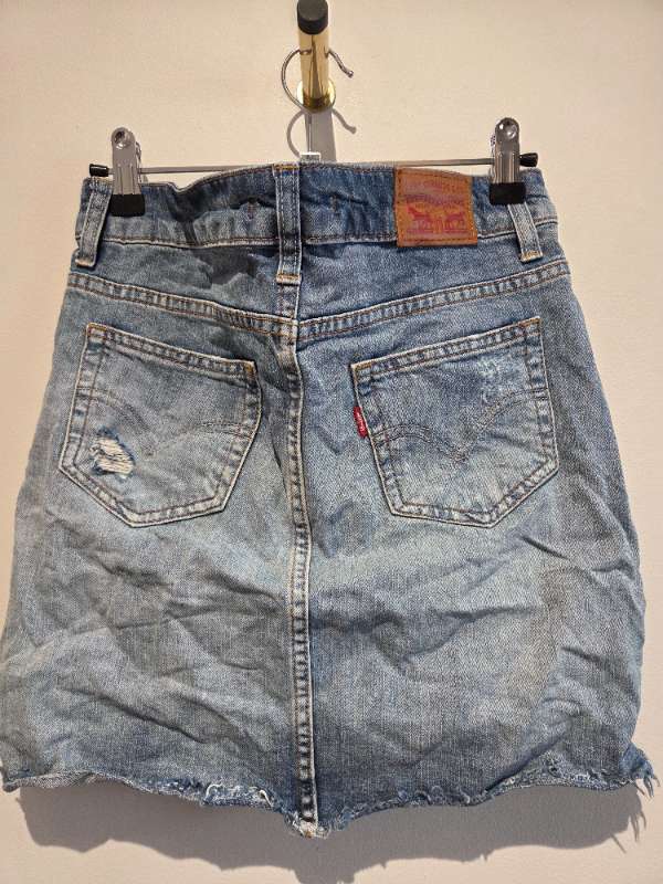Levis pils