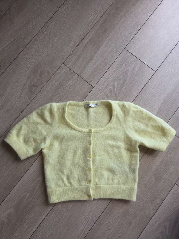 Little sweater butter yellow