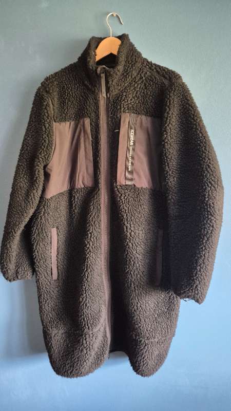 Icewear black coat