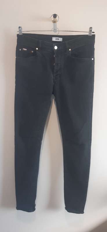 BARL Jean's