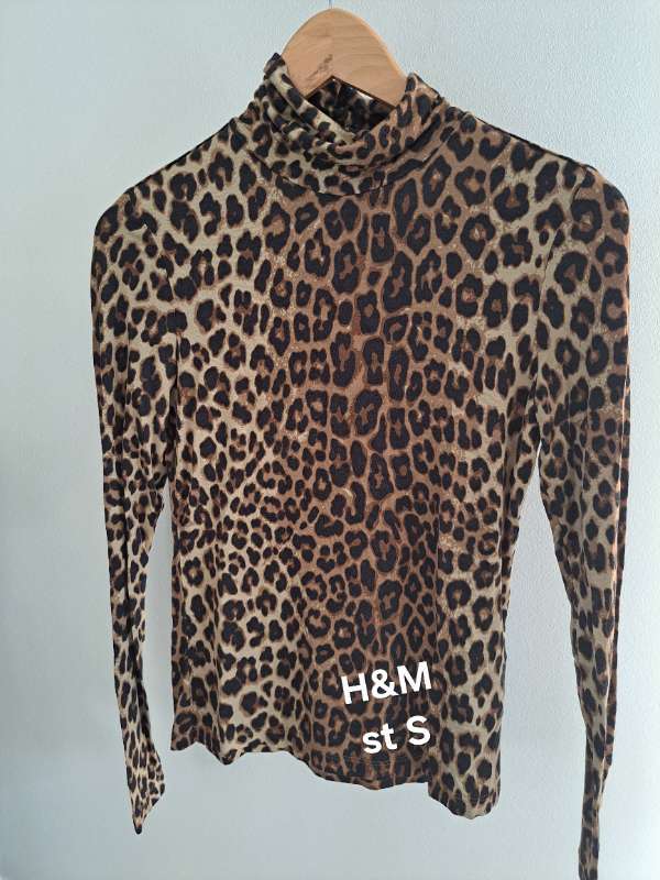 H&M peysubolur tiger