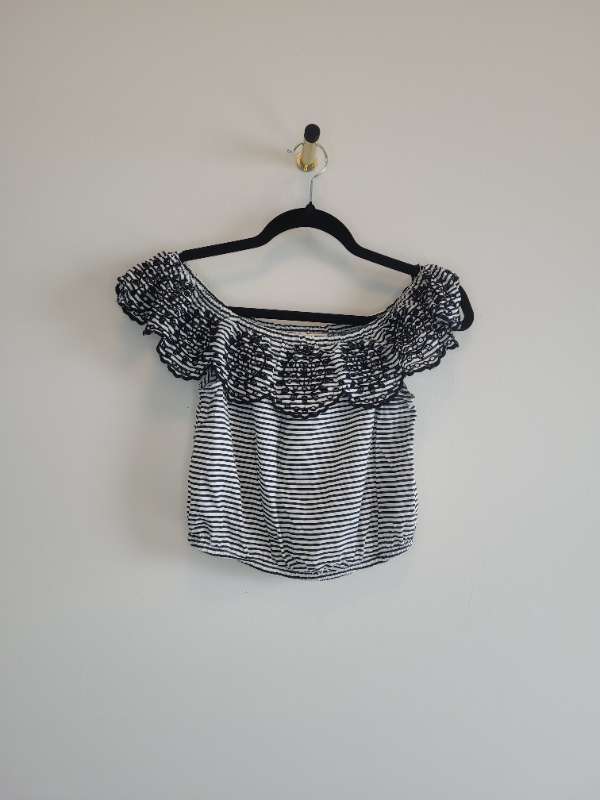Black/white striped top