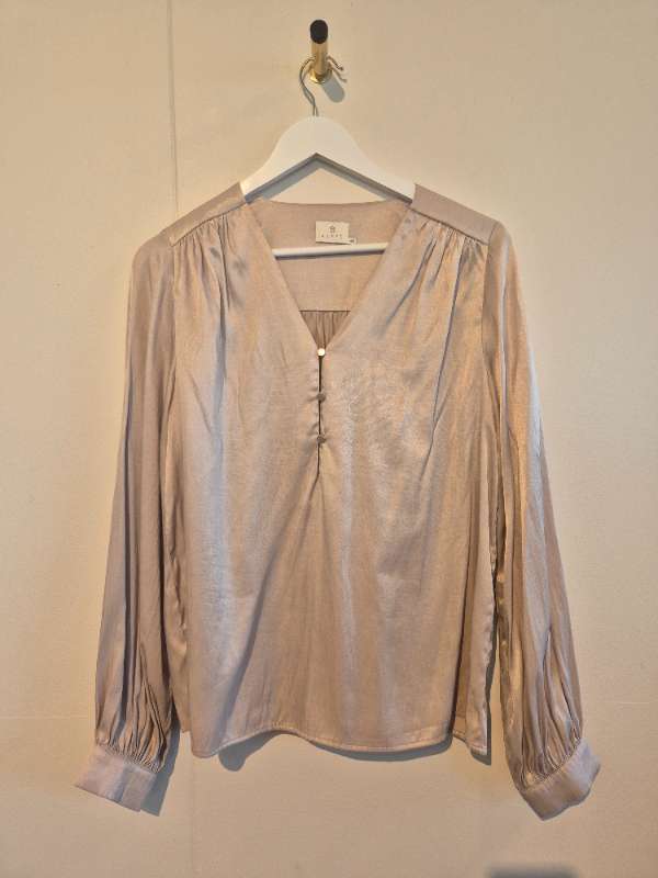 COFFEE light blouse