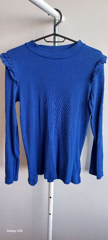 blue "HOUSE" blouse, long sleeves