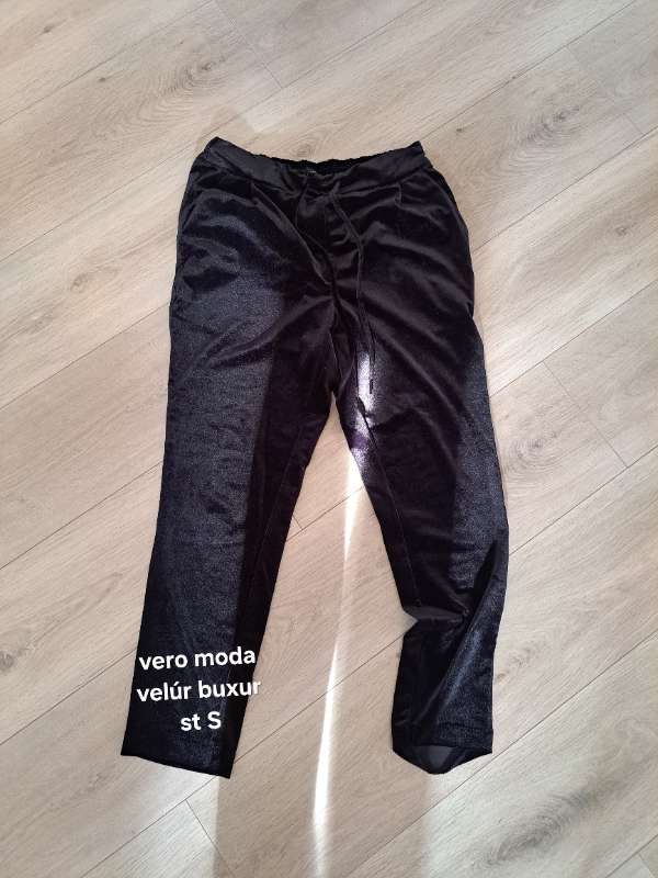 Vero moda velúr buxur