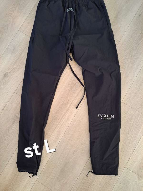 Fairdim svartar