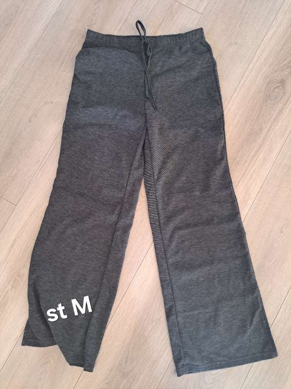 Shein buxur gráar