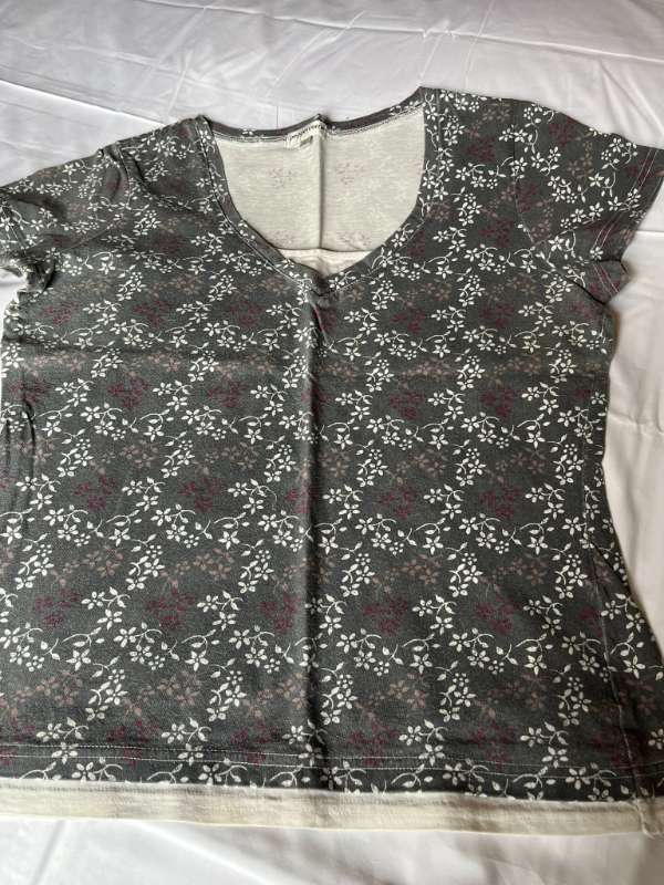 T-shirt - Peppercorn