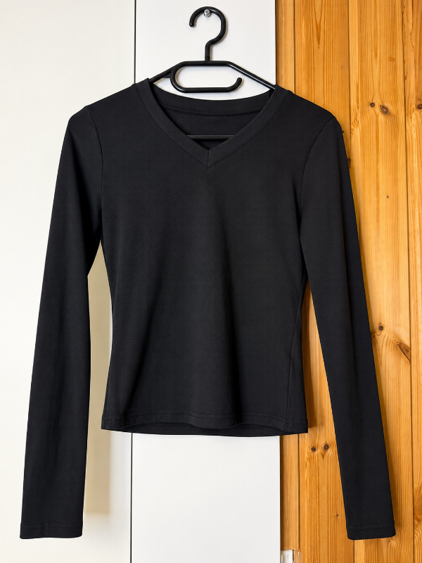 V neck long sleeve
