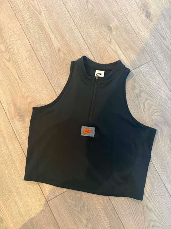 Sv. Nike toppur