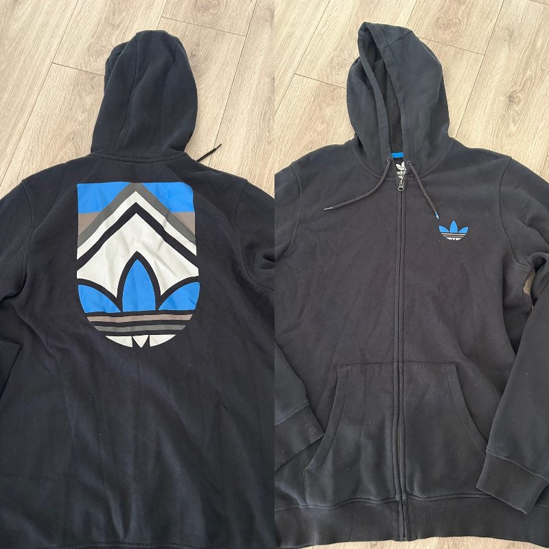 Adidas rennd hettupeysa