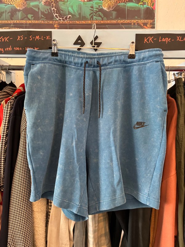 Nike techfleece stuttbuxur bláar