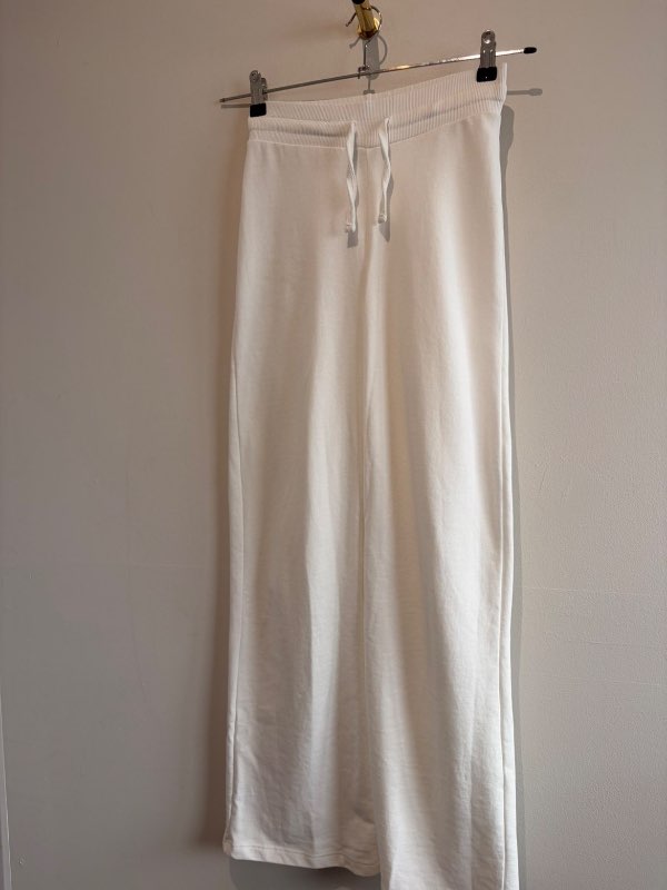 Hvítar gina buxur B