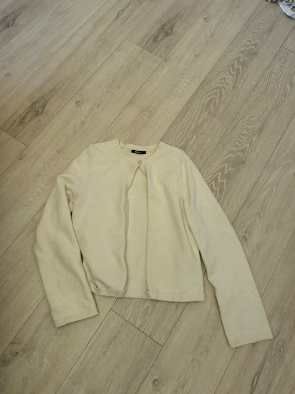 Gina tricot golla