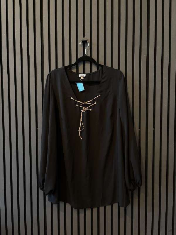 Skyrta, svört m reim