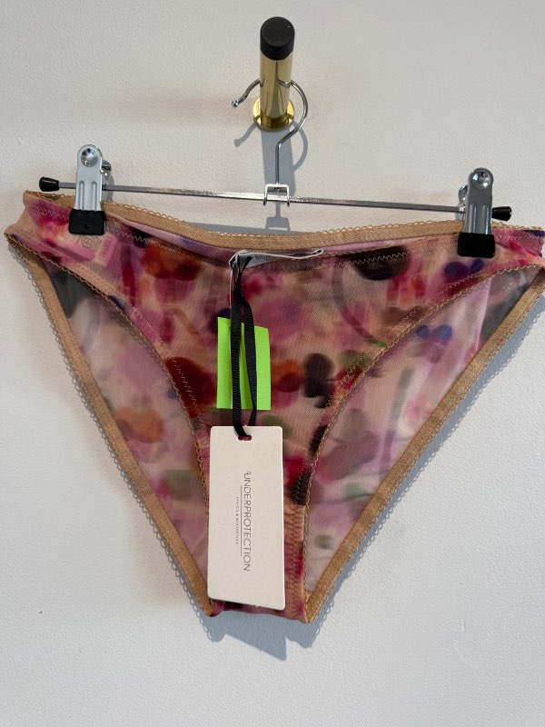 Nærbuxur Underprotection nýjar