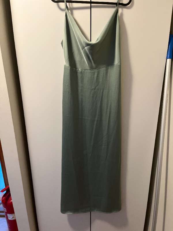 Vila maxi satin græn kjóll