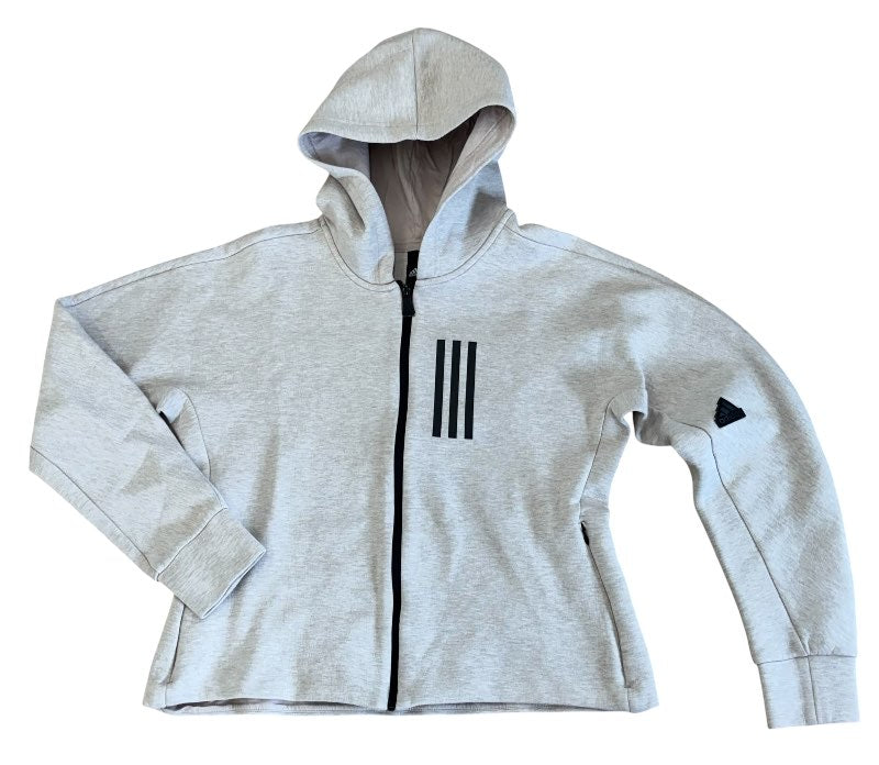 Rennd Adidas peysa