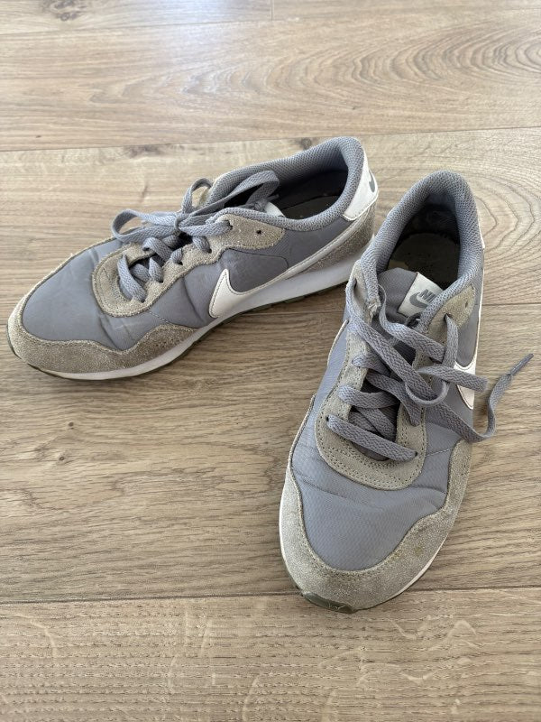 Nike strigaskór