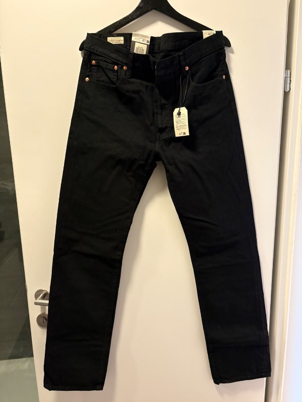 Levis 501 gallabuxur svartar