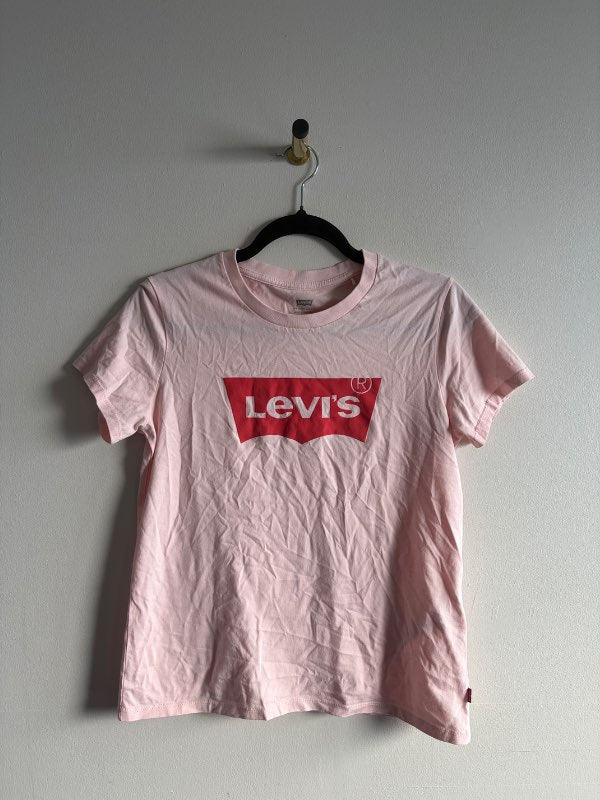 Levi’s bolur