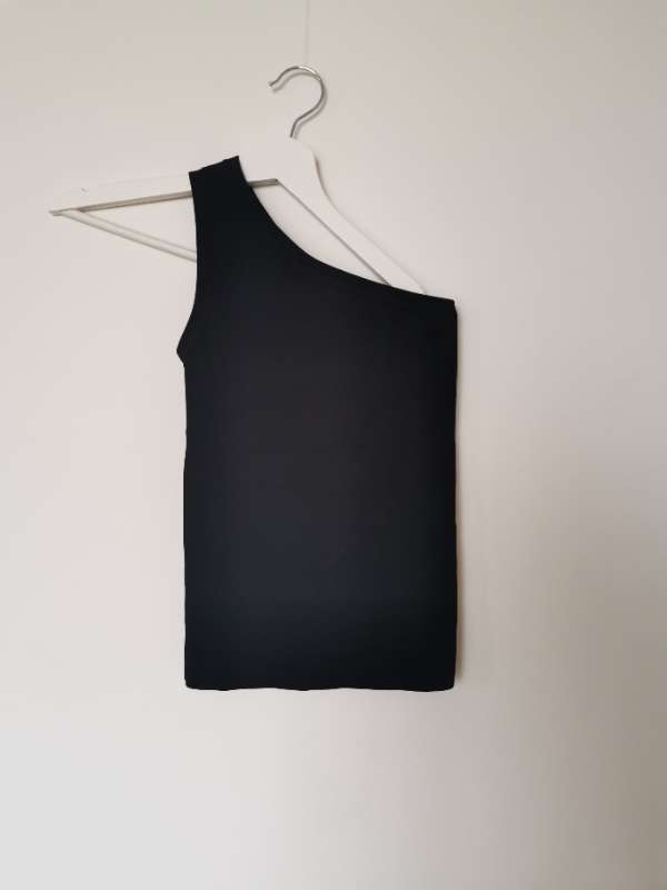 One shoulder Tshirt