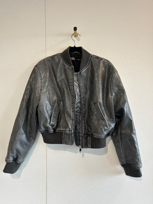 Leður bomber