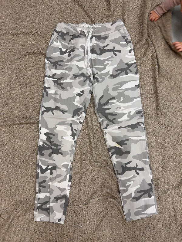 Gráar camo