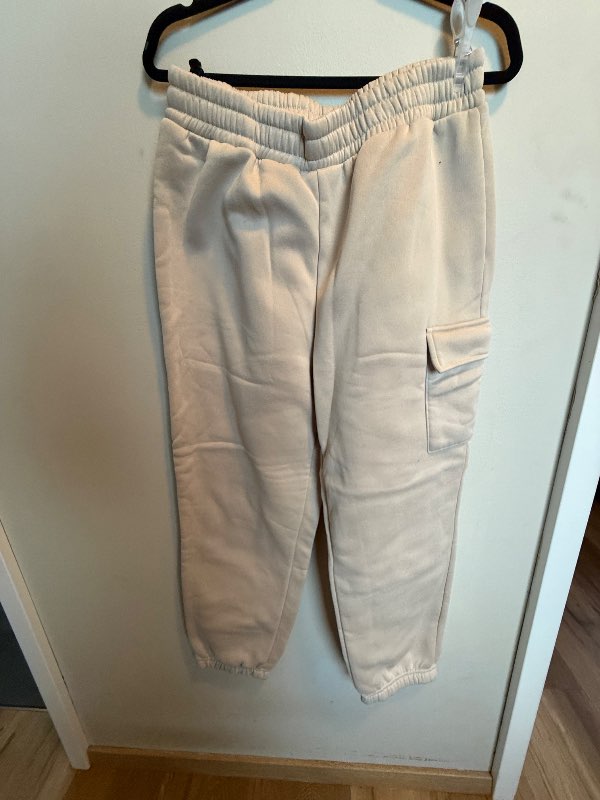 Cream sweats