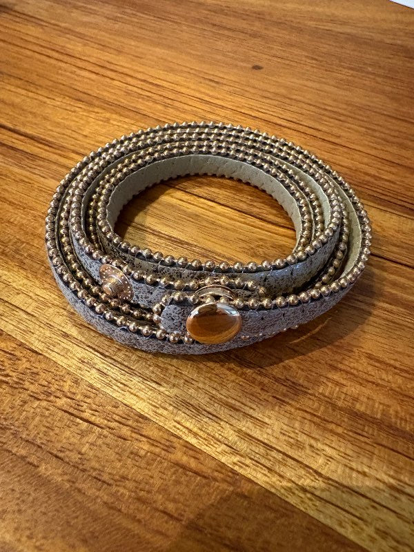 Armband vafið gyllt