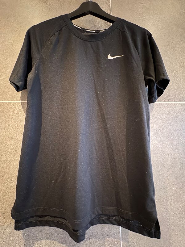 Bolur Nike