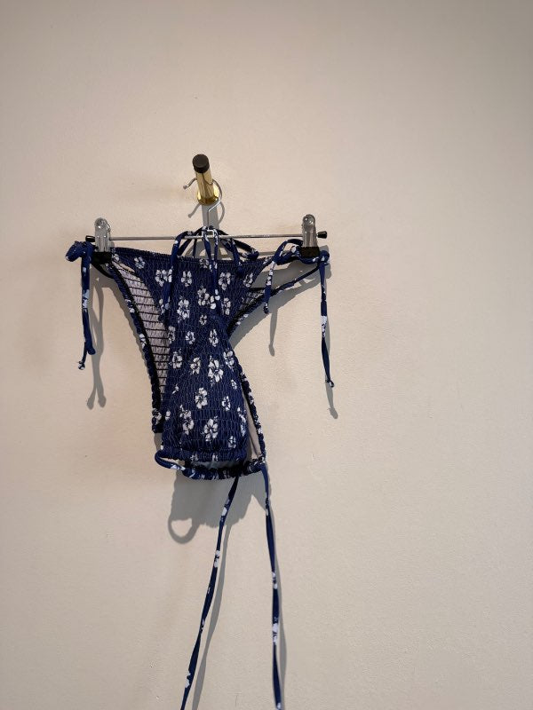 dökk blatt bikini