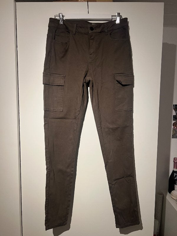 Noisy May army green pants unused