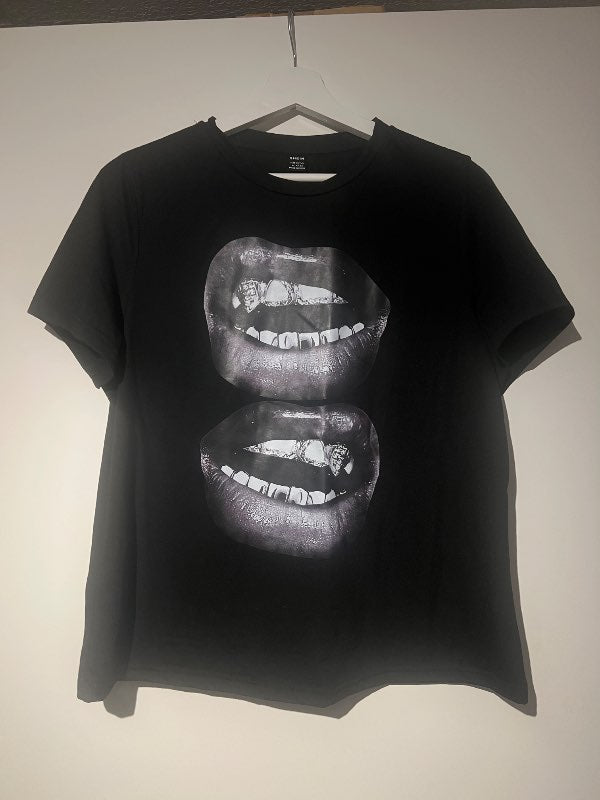 Black graphic tee