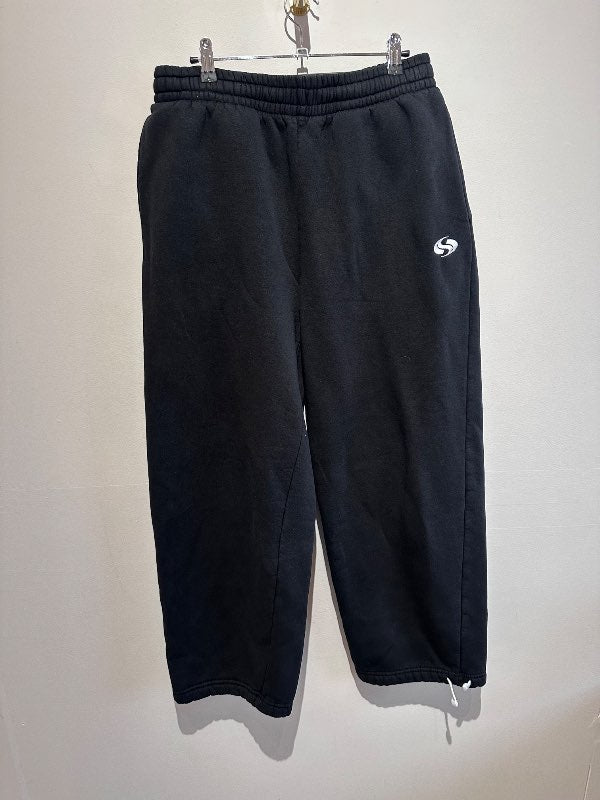 Svartar joggingbuxur