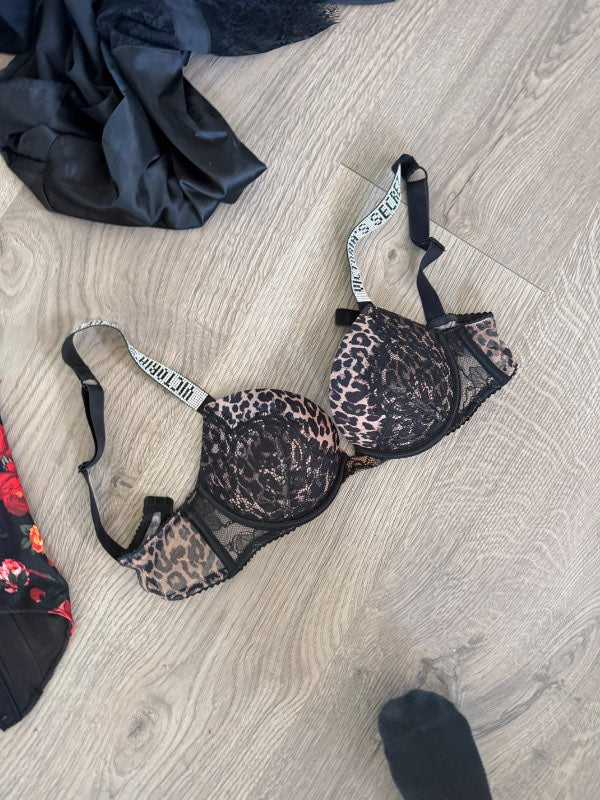 Victoria Secret haldari