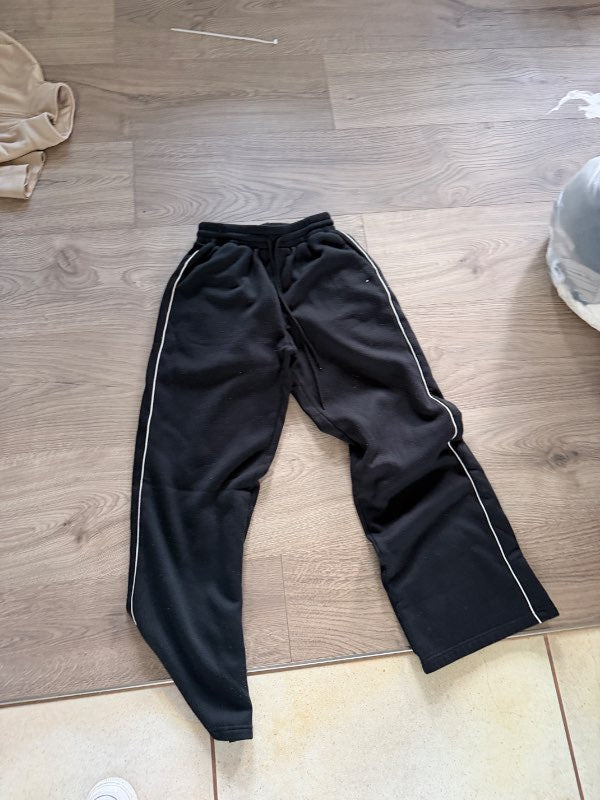 Svartar sweatpants