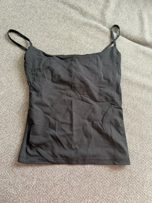 gina tricot svartur bolur
