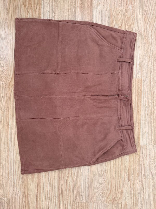 Brown skirt