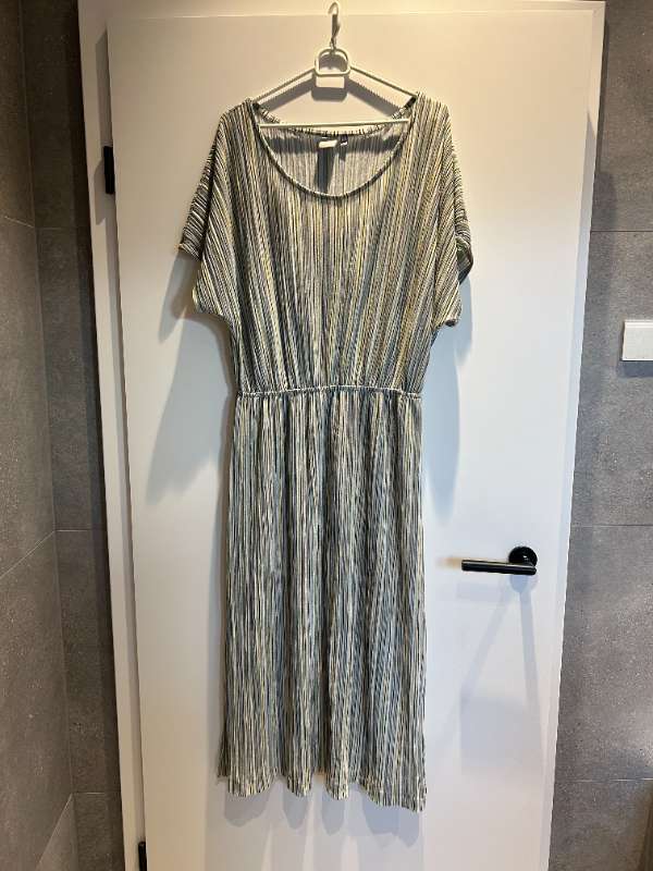 ICHI kjóll grænröndóttur