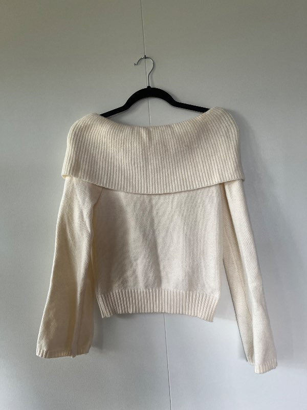 offshoulder peysa