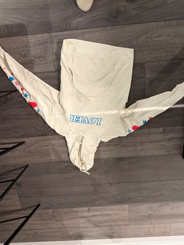 Bianca chandon hettupeysa