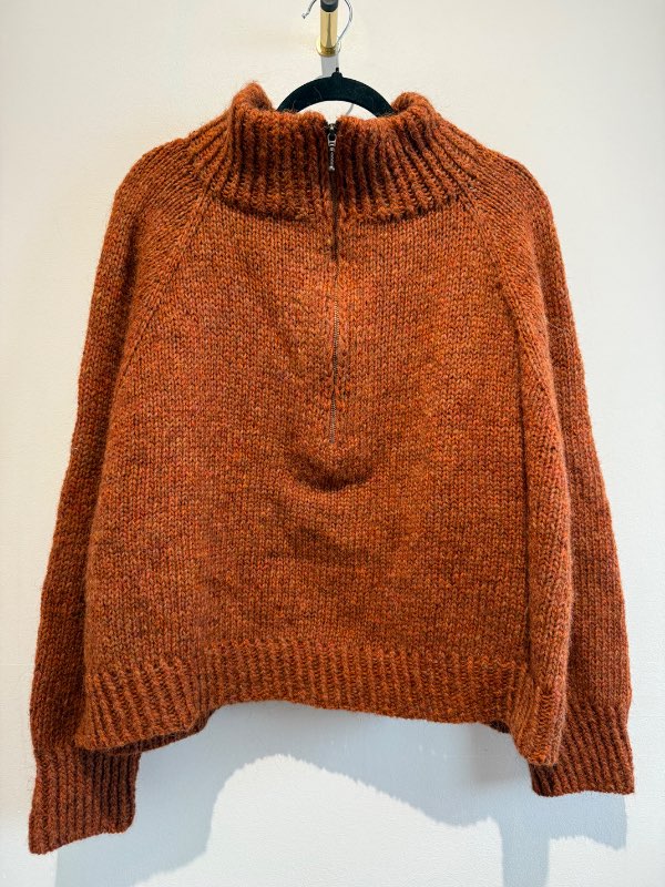 Ónotuð Zipper sweater úr lopa