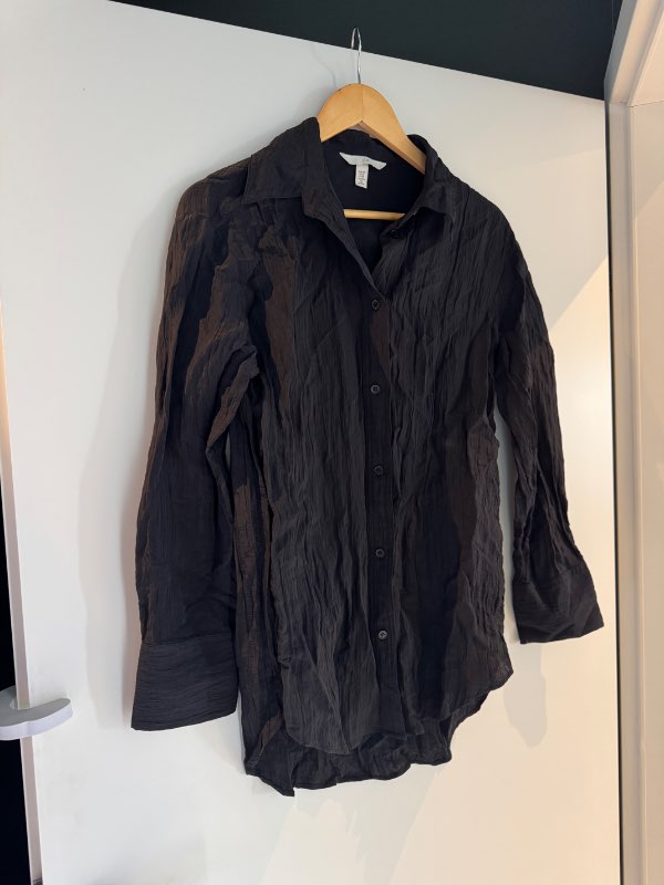 H&M skyrta