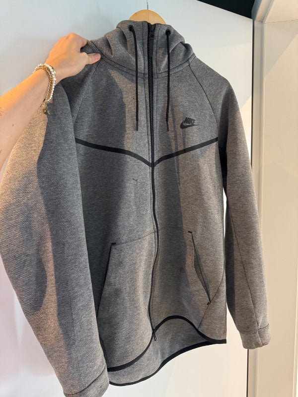 Nike tech grá peysa