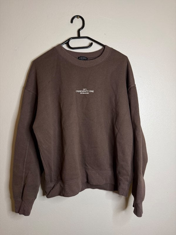 Brown sweater